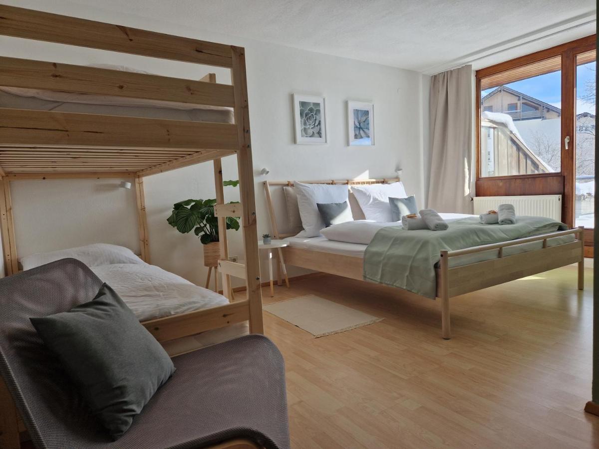Grosse Terrasse, Netflix, 5Min Zum Skilift, 6 Personen, Waldnah, Schonach im Schwarzwald Buitenkant foto